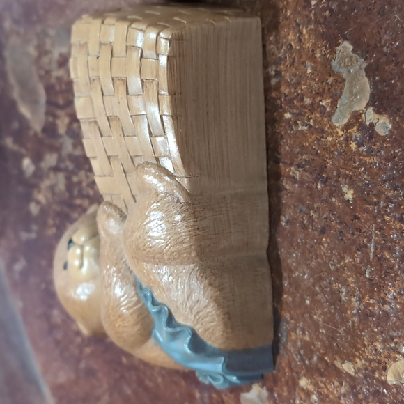 Vintage Teddy Bear Wall Shelves with Baskets - Set Of 2 - Picture 3 of 8